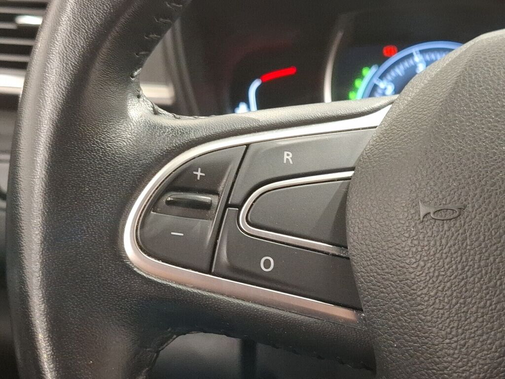 Renault Kadjar 2018 Punainen