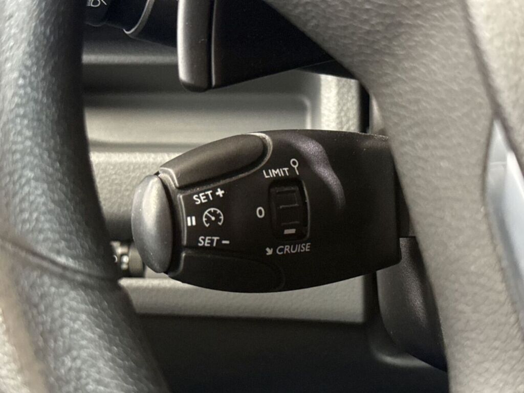 Toyota Proace 2018 Musta