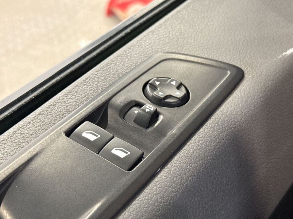 Toyota Proace 2018 Musta