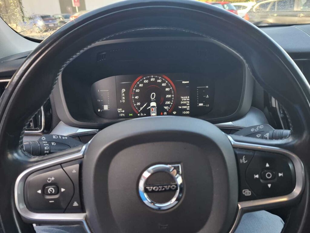 Volvo XC60 2017 Valkoinen