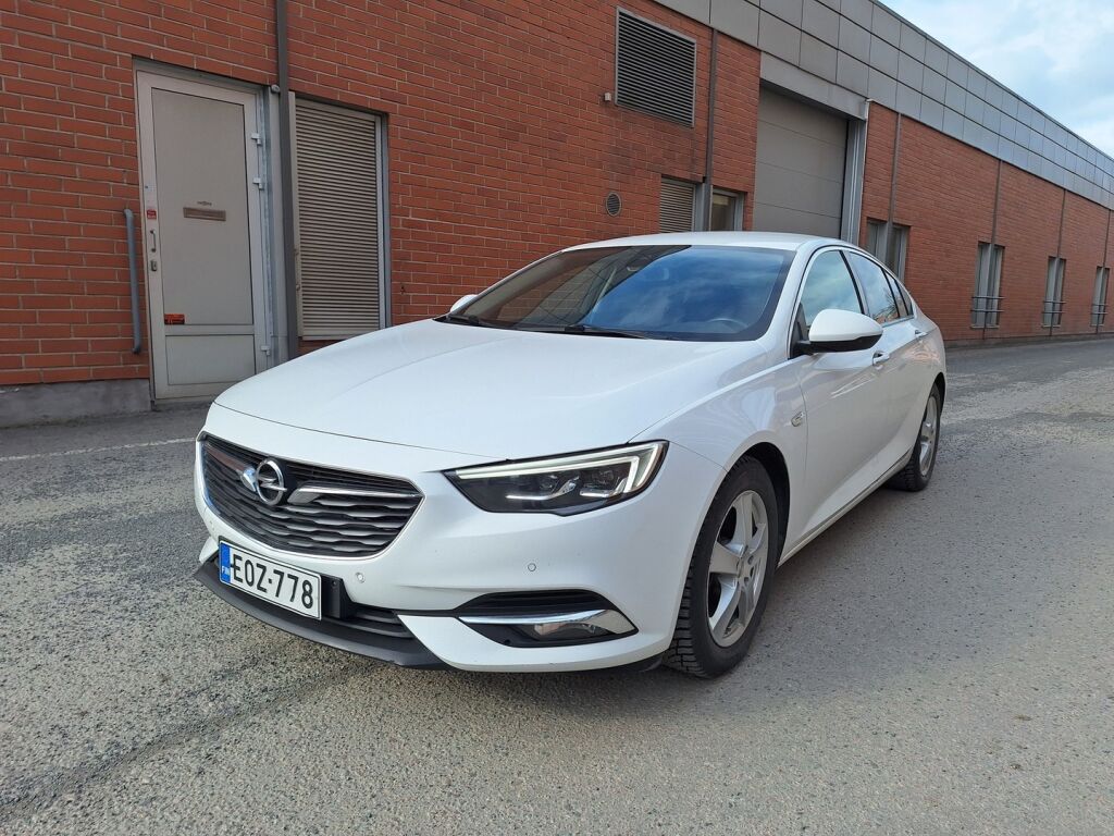 Opel Insignia 2018 Valkoinen
