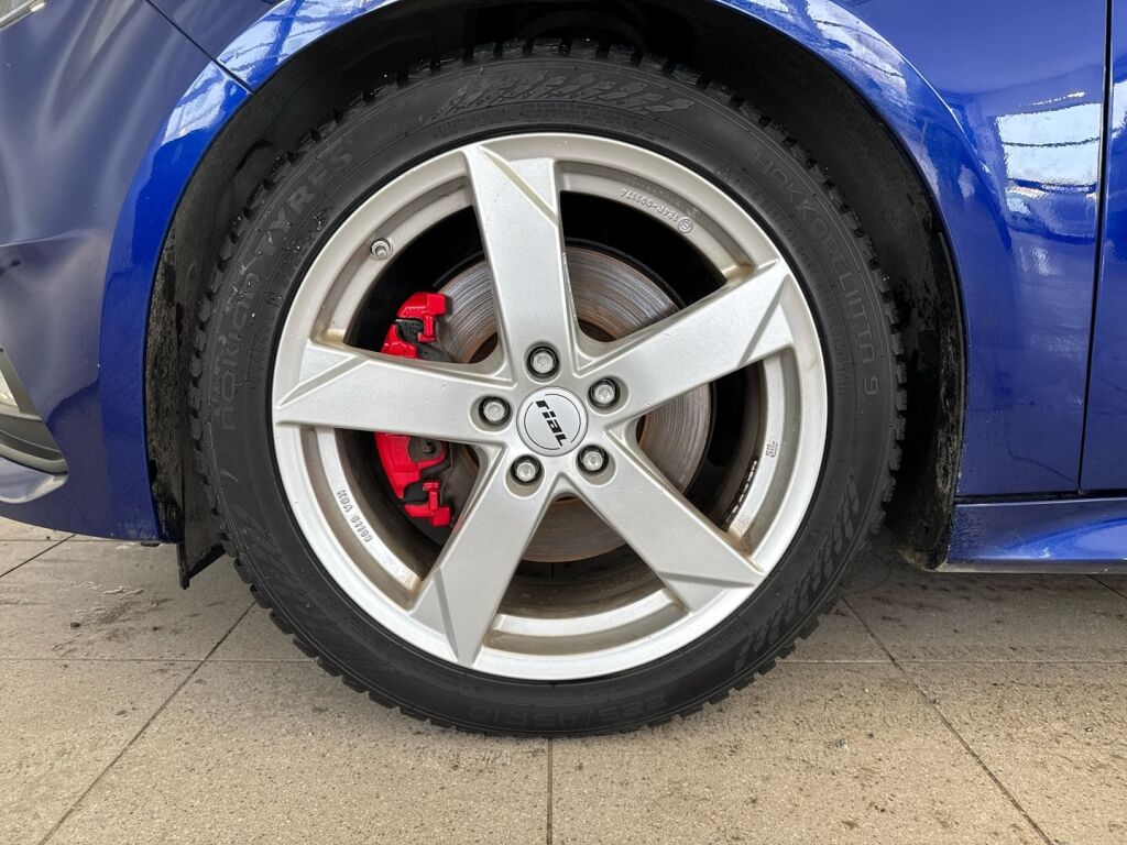 Ford Focus 2017 Sininen