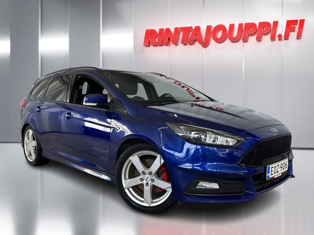 Ford Focus 2017 Sininen