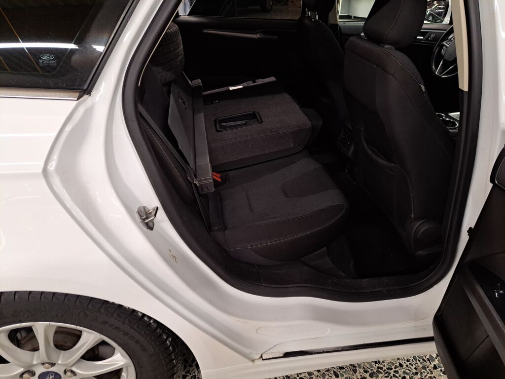 Ford Mondeo 2018 Valkoinen