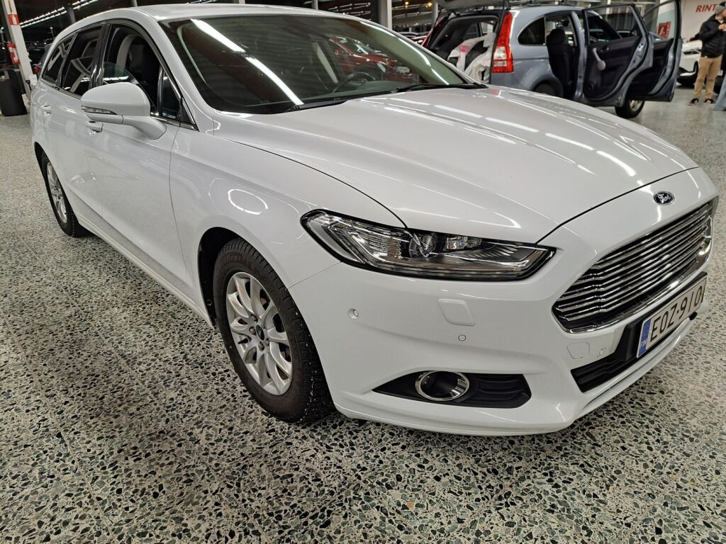 Ford Mondeo 2018 Valkoinen