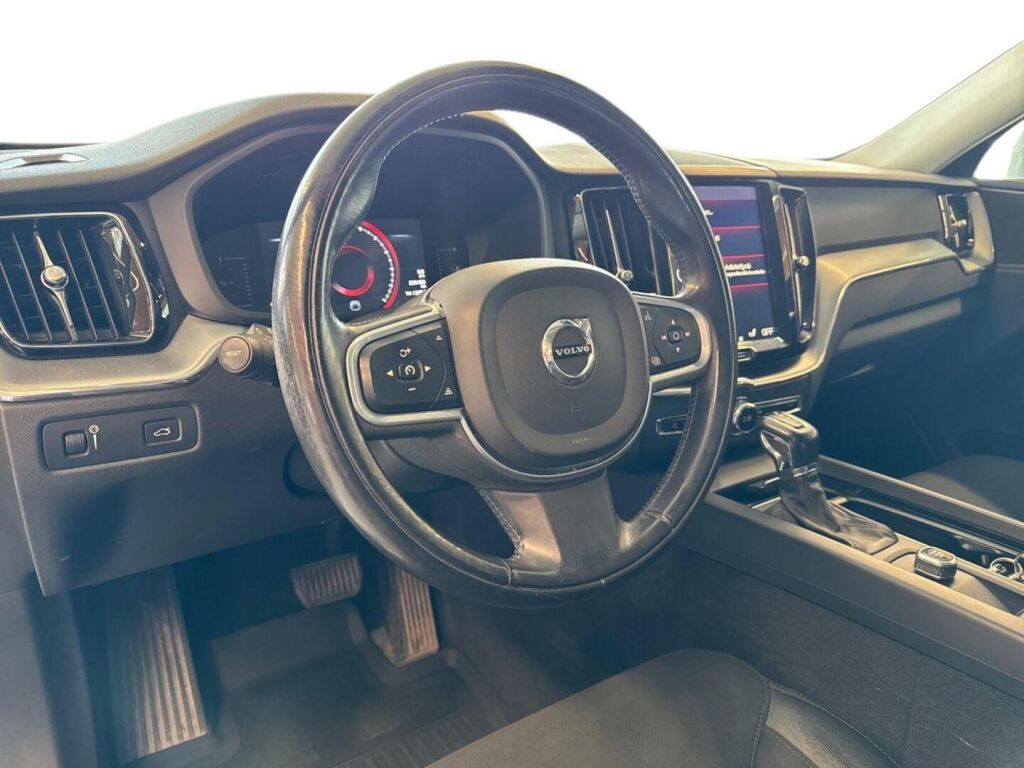 Volvo XC60 2018 Valkoinen