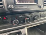 Volkswagen Transporter 2018 Musta