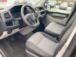 Volkswagen Transporter 2018 Musta