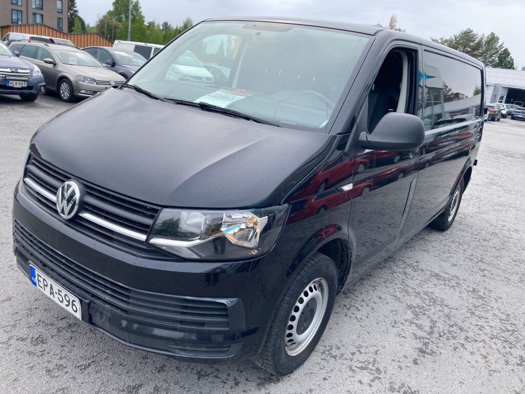 Volkswagen Transporter 2018 Musta