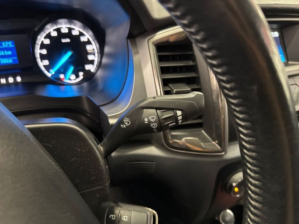 Ford Ranger 2018 Sininen
