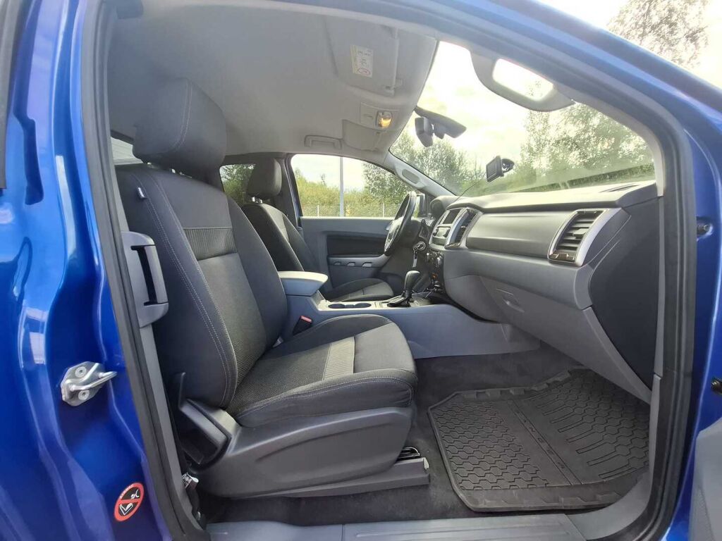 Ford Ranger 2018 Sininen