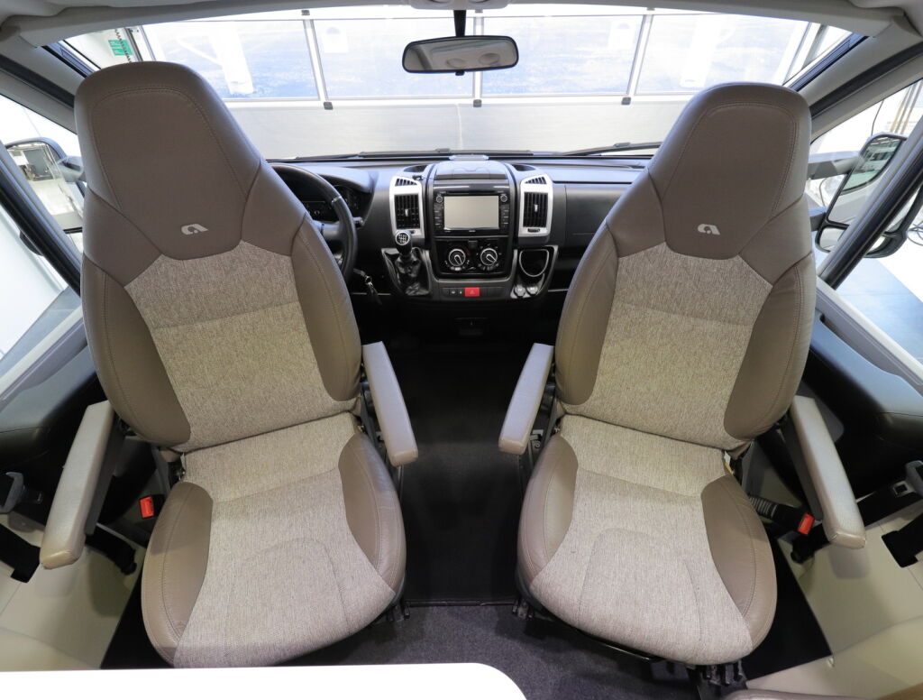 Adria Coral S 670 SC 2018 Valkoinen