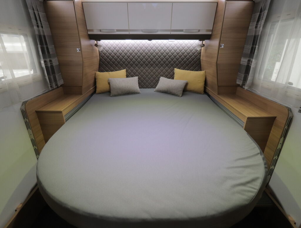 Adria Coral S 670 SC 2018 Valkoinen