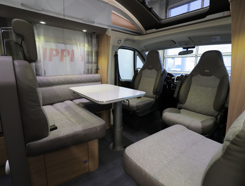 Adria Coral S 670 SC 2018 Valkoinen