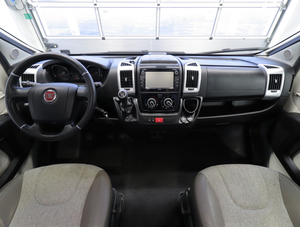 Adria Coral S 670 SC 2018 Valkoinen