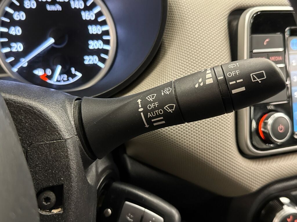 Nissan Micra 2018 Valkoinen