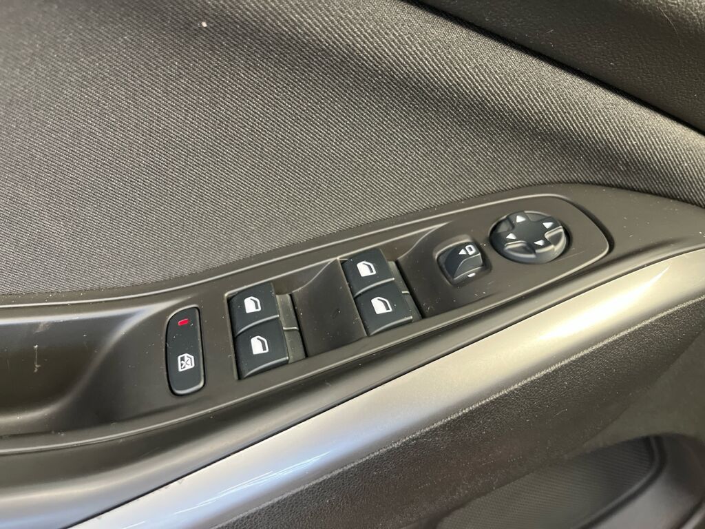 Opel Grandland X 2018 Punainen