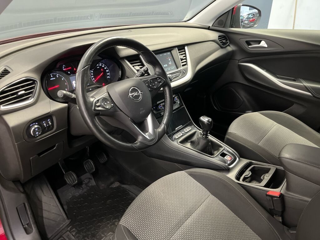 Opel Grandland X 2018 Punainen