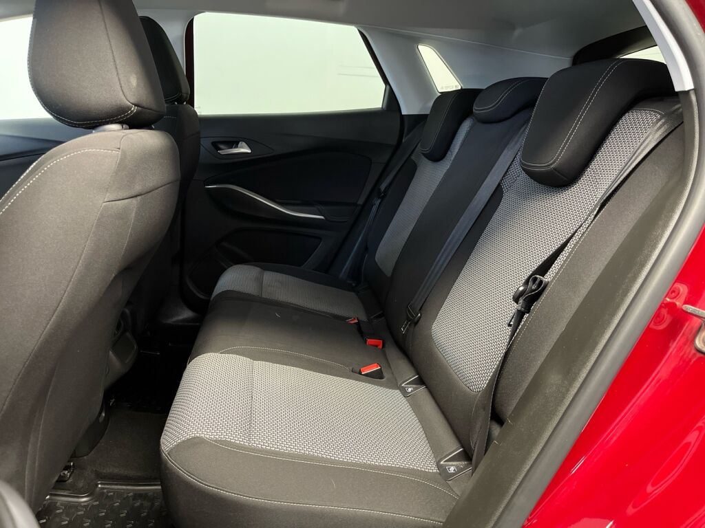 Opel Grandland X 2018 Punainen