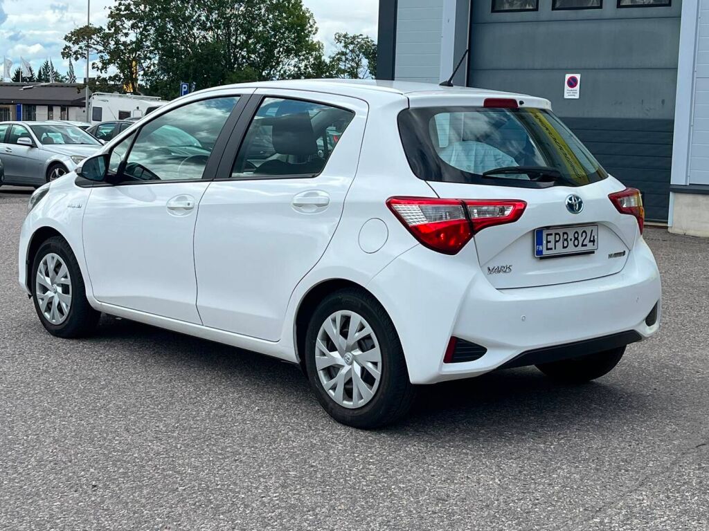 Toyota Yaris 2018 Valkoinen