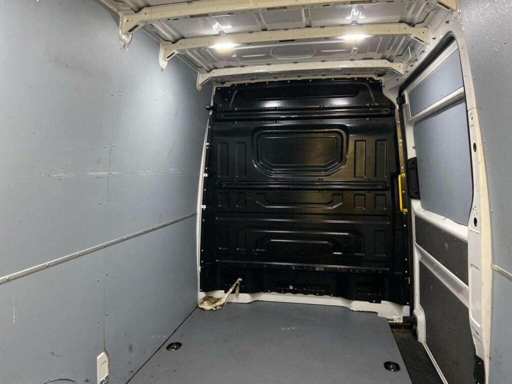 Volkswagen Crafter 2017 Valkoinen