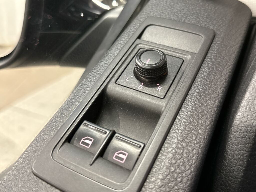 Volkswagen Transporter 2018 Musta