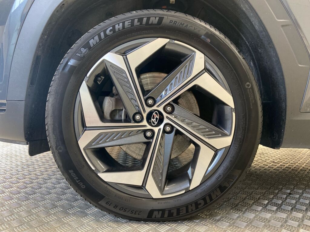 Hyundai Tucson 2022 Harmaa