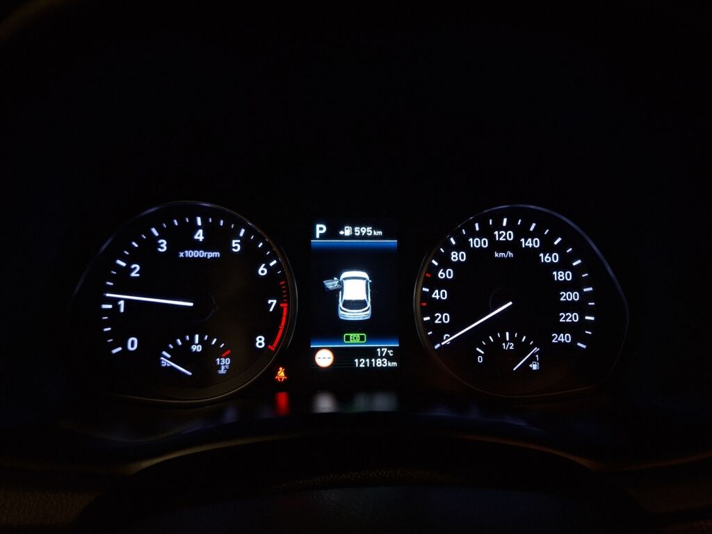 Hyundai i30 Wagon 2018 Ruskea (beige)