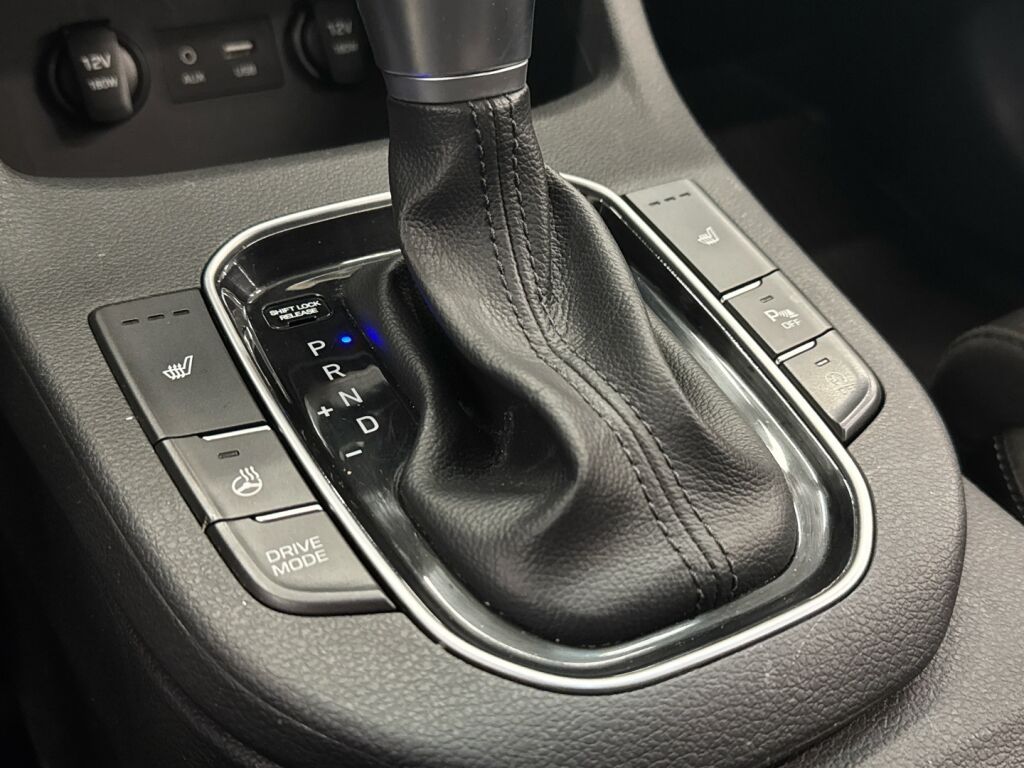 Hyundai i30 Wagon 2018 Punainen