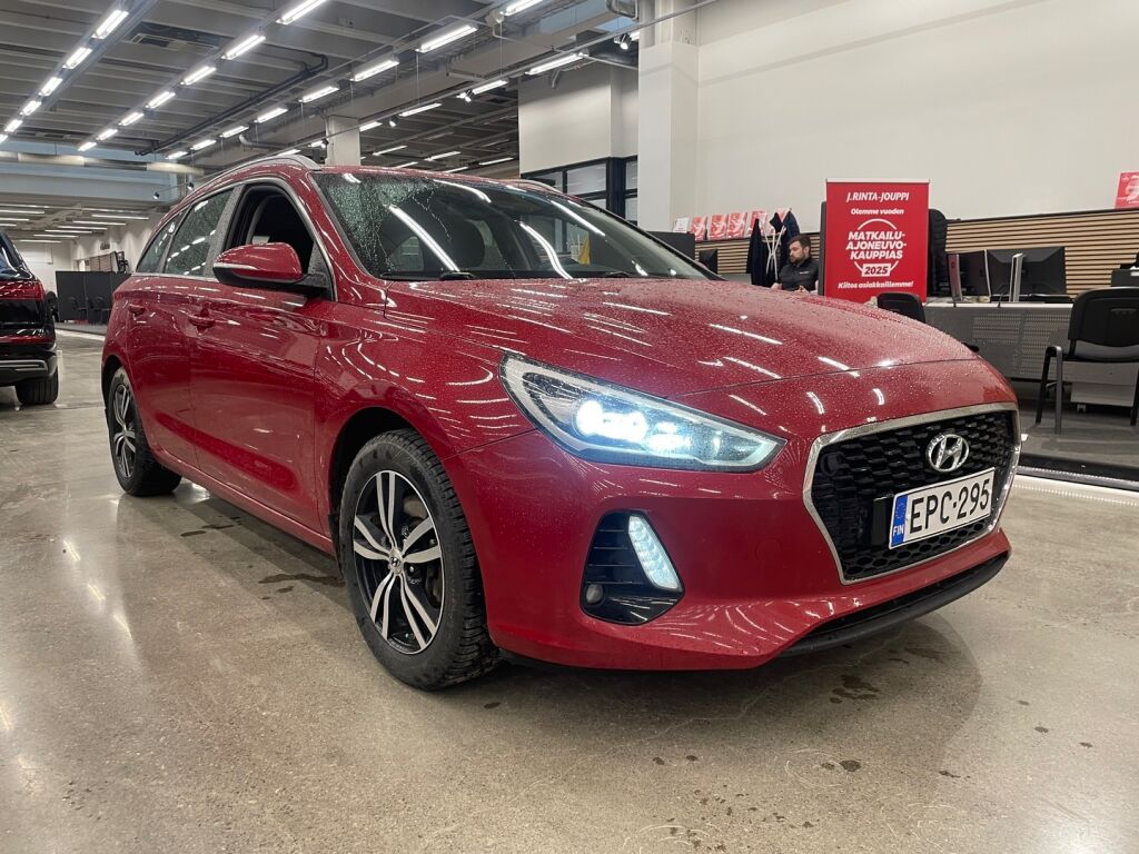Hyundai i30 Wagon 2018 Punainen
