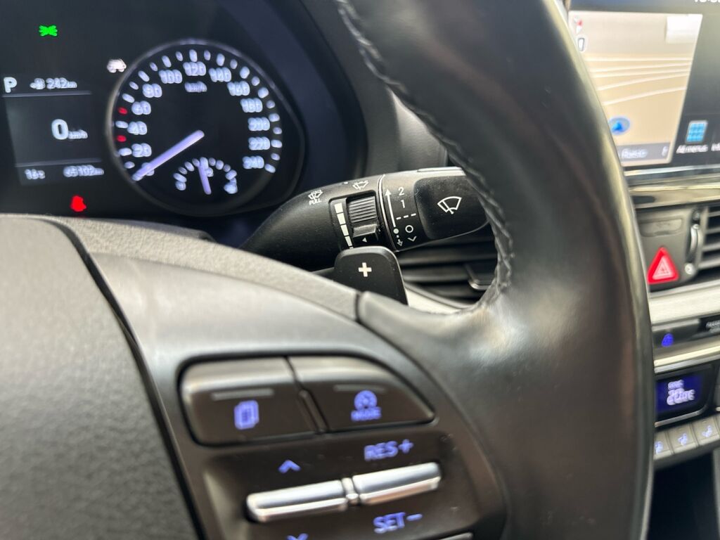 Hyundai i30 Fastback 2018 Valkoinen