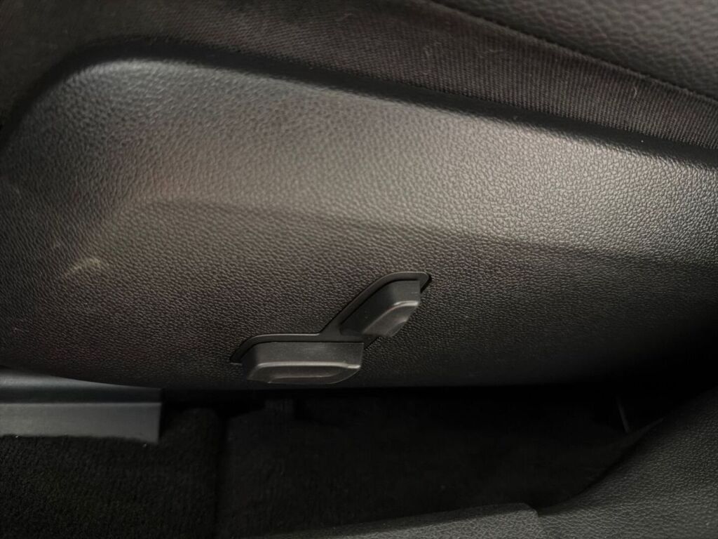 Mercedes-Benz E 2013 Musta