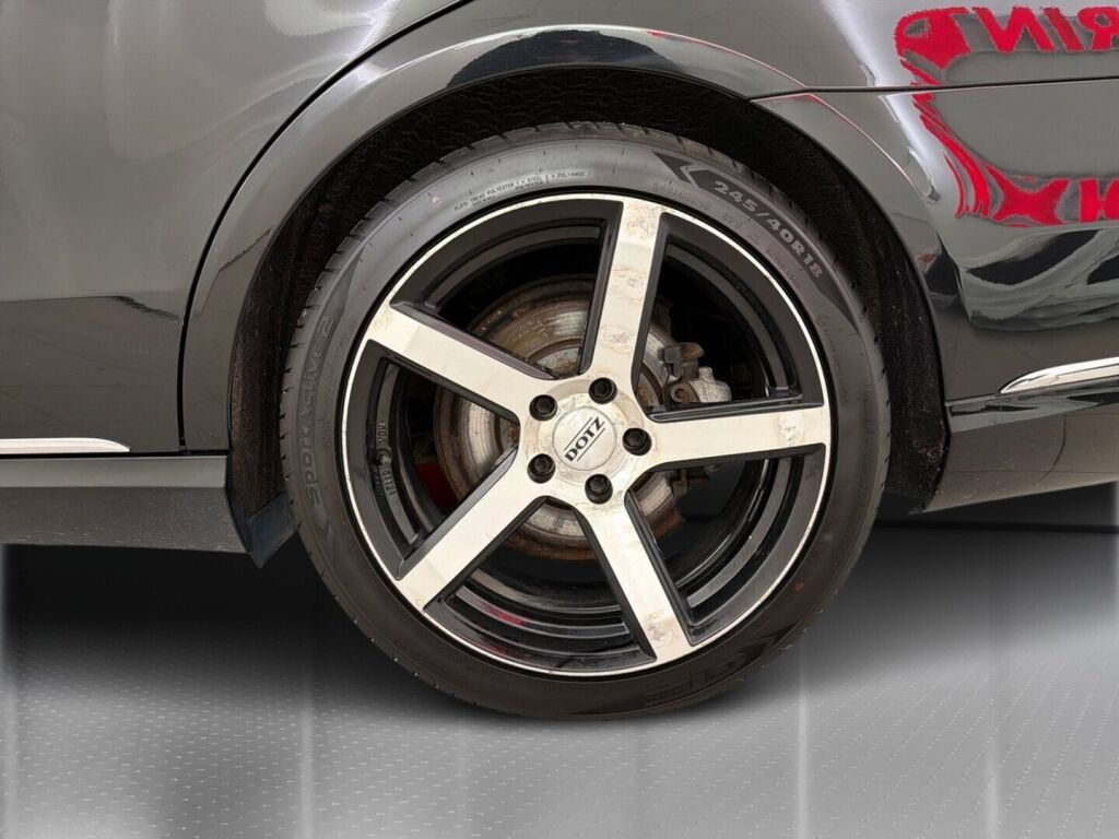 Mercedes-Benz E 2013 Musta