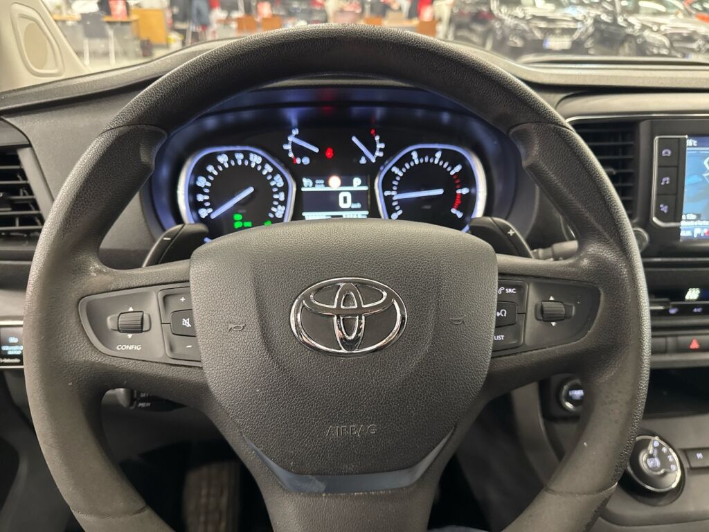 Toyota Proace 2018 Musta
