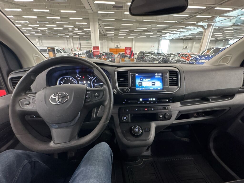 Toyota Proace 2018 Musta