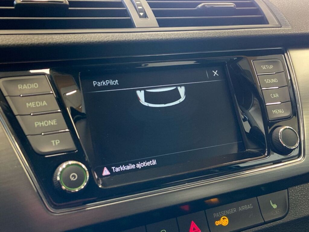Skoda Fabia 2018 Sininen