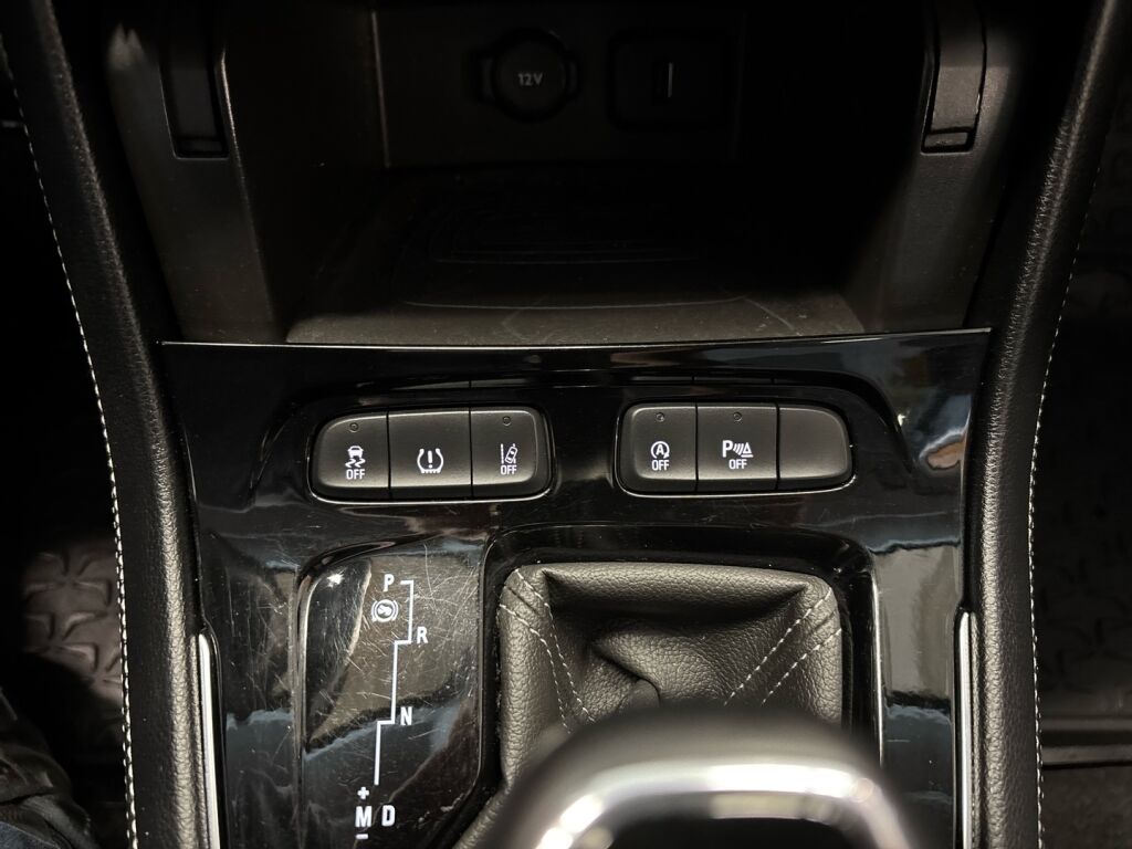 Opel Grandland X 2018 Valkoinen