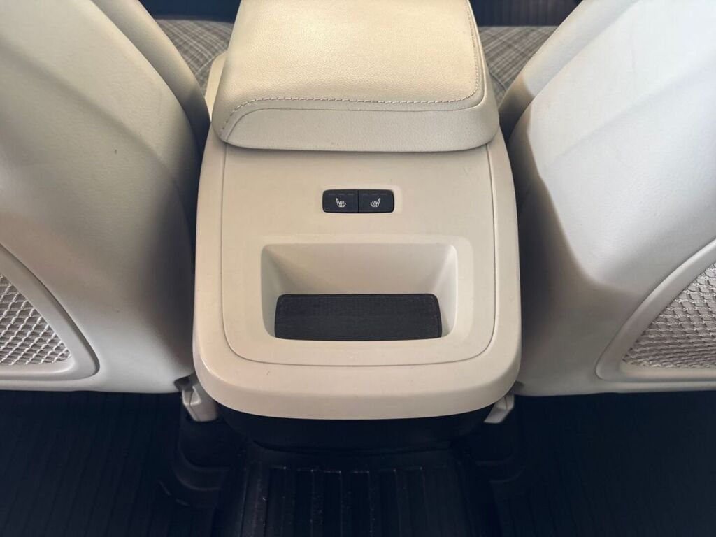 Volvo XC60 2018 Valkoinen