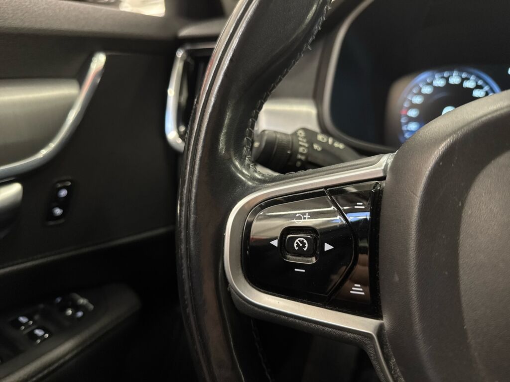 Volvo S90 2018 Harmaa