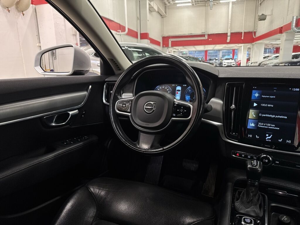 Volvo S90 2018 Harmaa