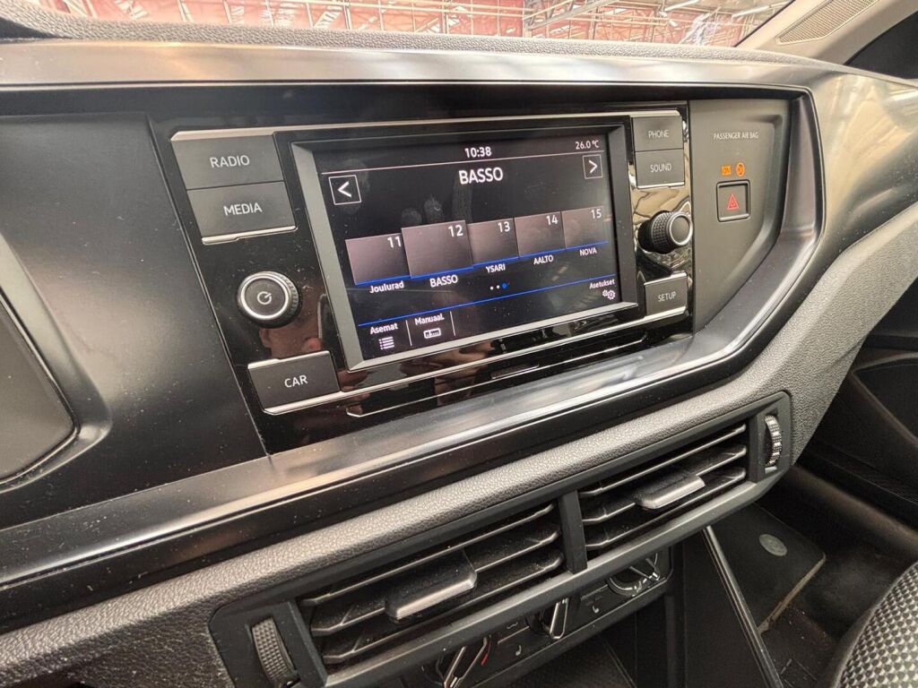 Volkswagen Polo 2018 Musta