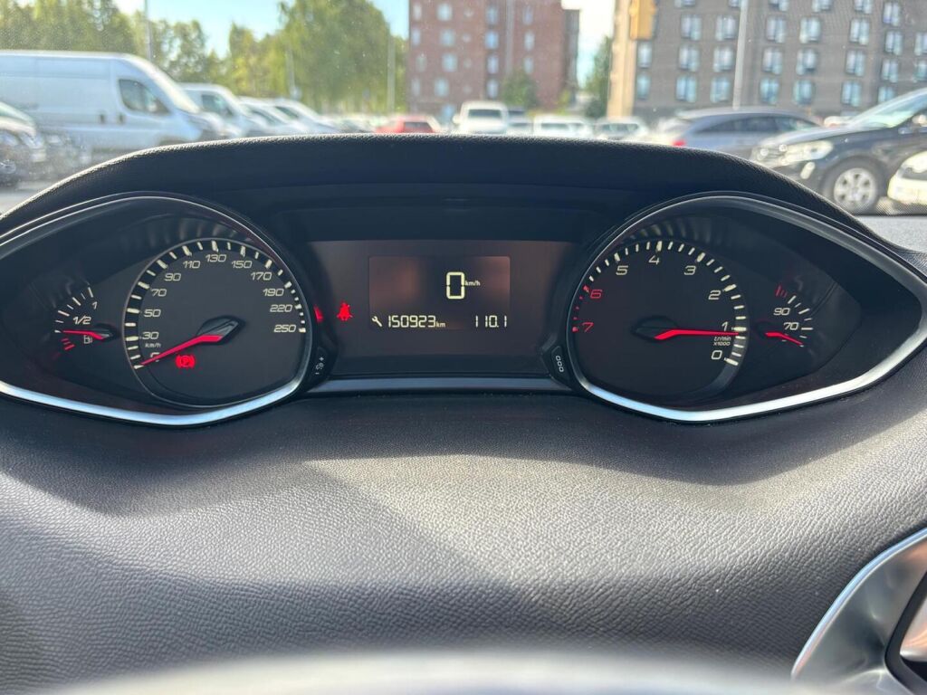 Peugeot 308 2018 Valkoinen