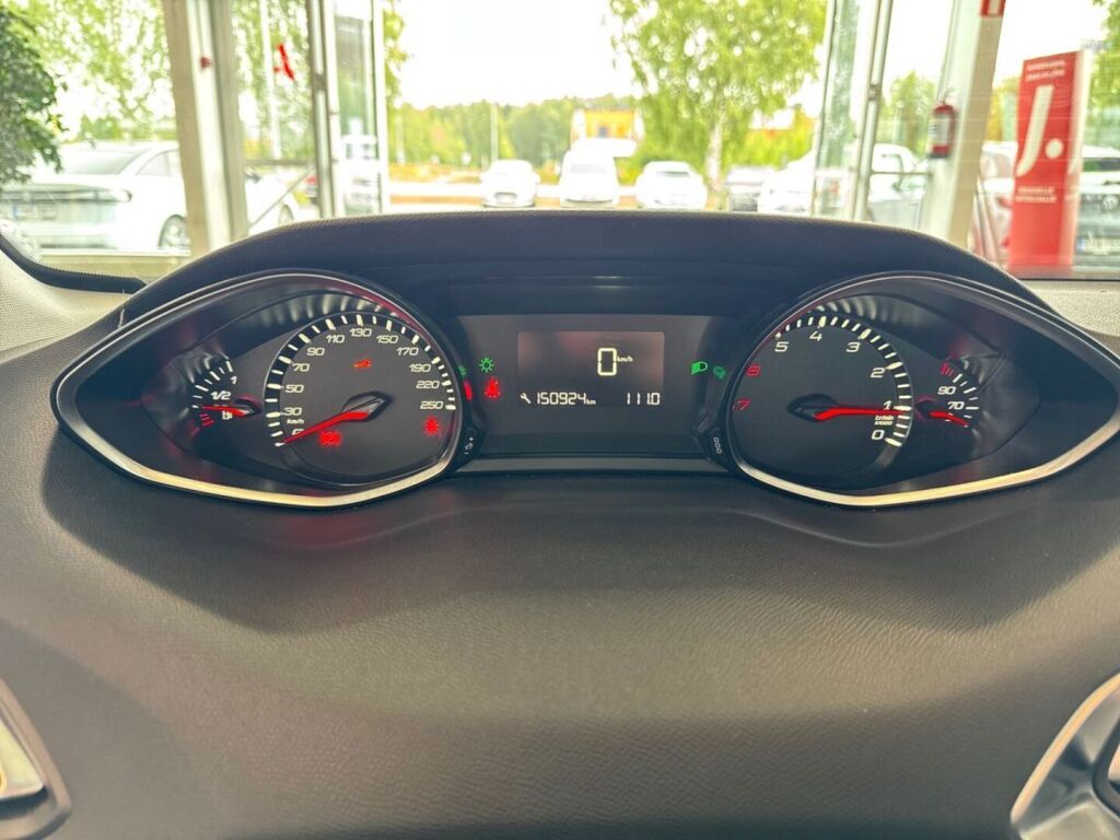 Peugeot 308 2018 Valkoinen