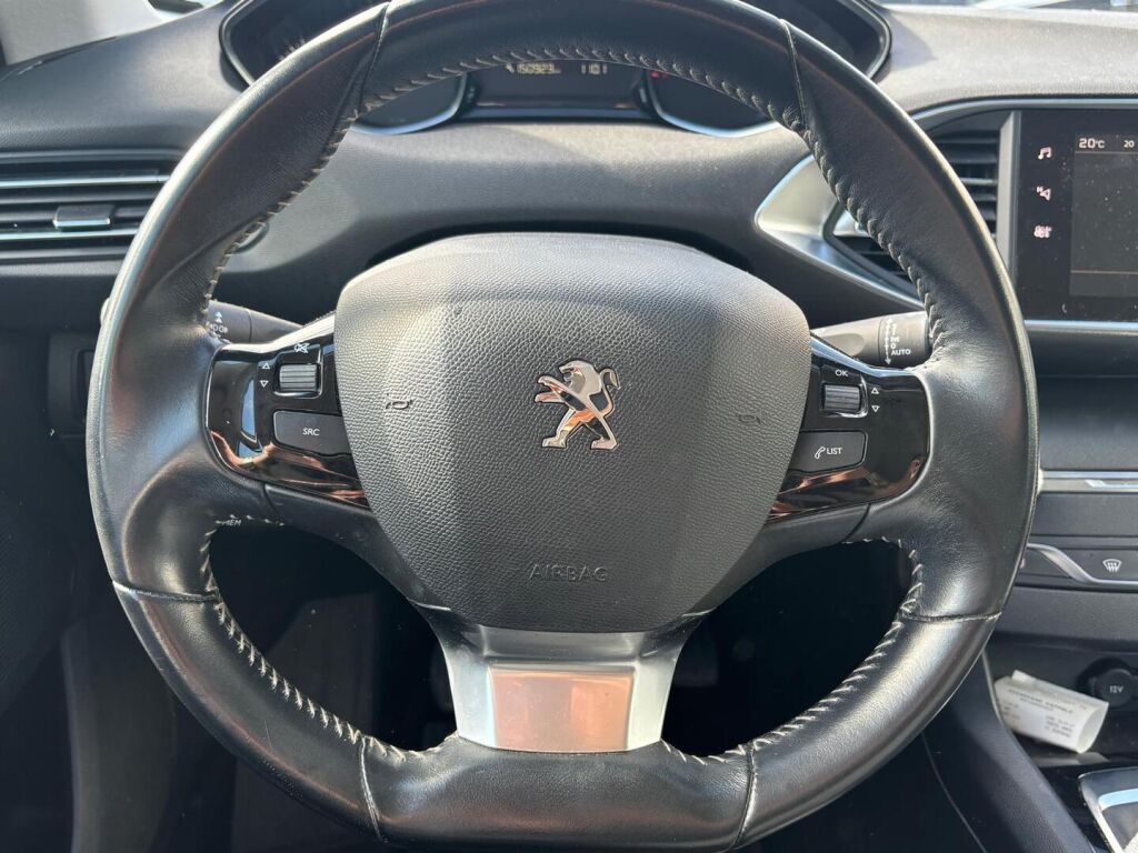 Peugeot 308 2018 Valkoinen