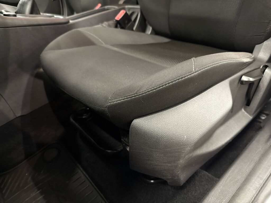 Ford Focus 2018 Valkoinen