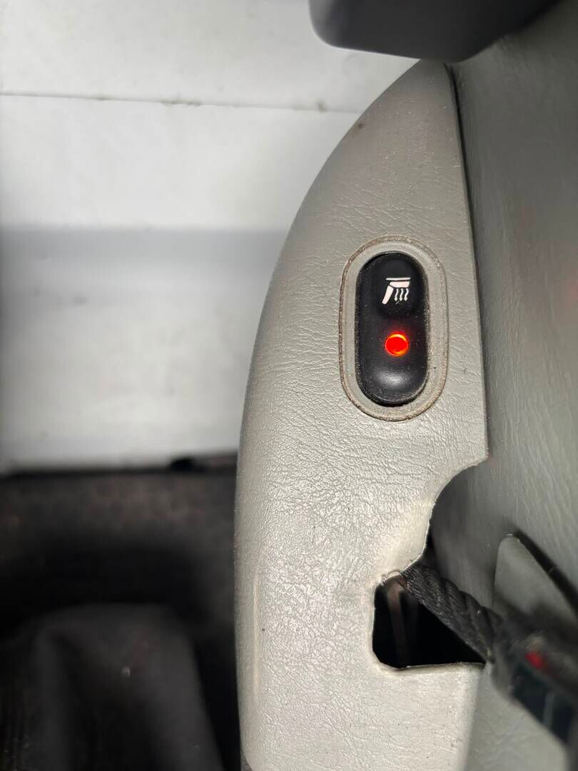 Opel Vivaro 2008 Valkoinen