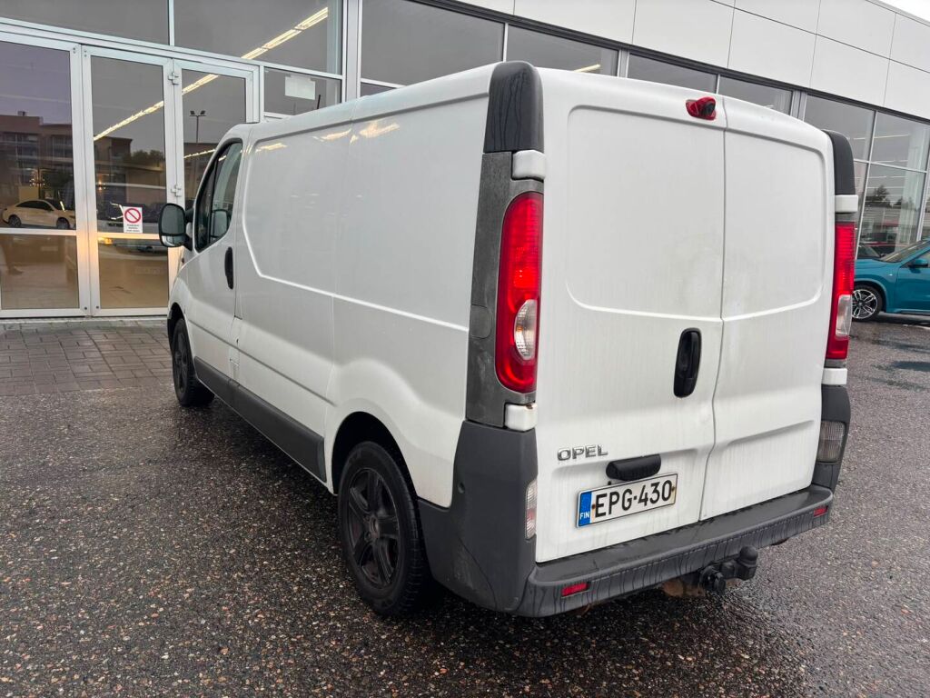 Opel Vivaro 2008 Valkoinen