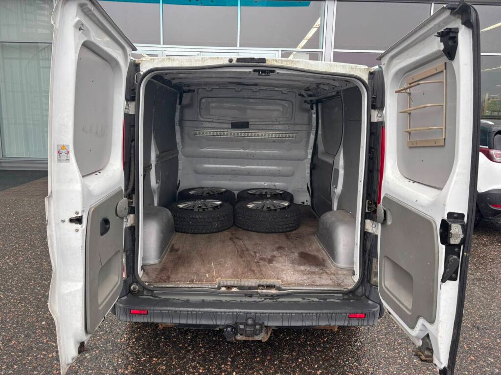 Opel Vivaro 2008 Valkoinen