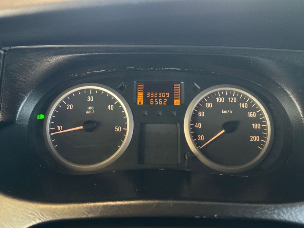 Opel Vivaro 2008, kuva 4/15