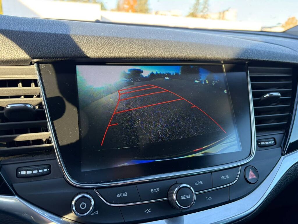 Opel Astra 2018 Musta